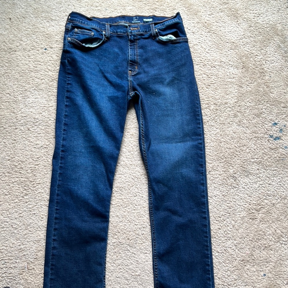 Straight leg blue jeans